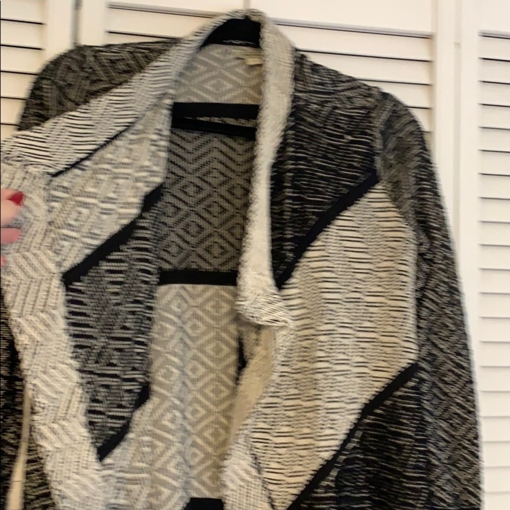 Cardigan - Picture 6 of 7